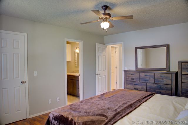 3119 S 211th East Avenue, Broken Arrow, OK 74014