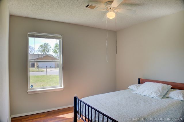 3119 S 211th East Avenue, Broken Arrow, OK 74014