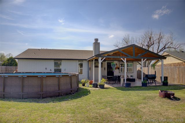 3119 S 211th East Avenue, Broken Arrow, OK 74014