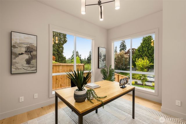 15625 SE 9th Street, Bellevue, WA 98008