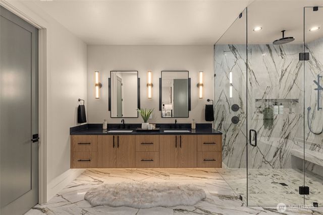15625 SE 9th Street, Bellevue, WA 98008