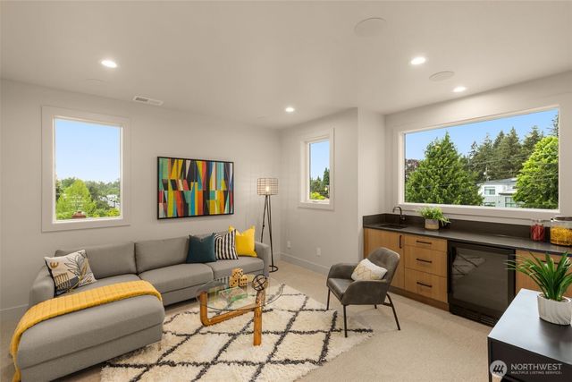 15625 SE 9th Street, Bellevue, WA 98008