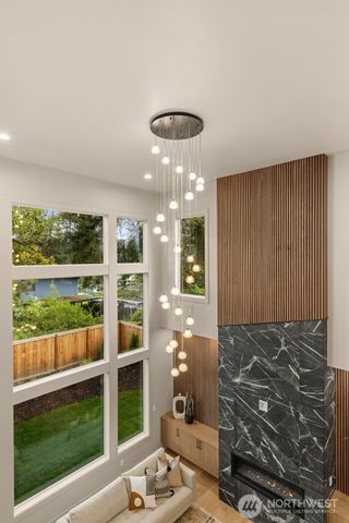 15625 SE 9th Street, Bellevue, WA 98008