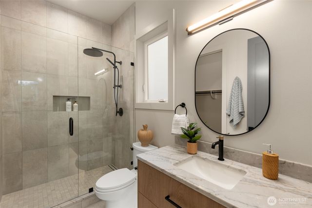 15625 SE 9th Street, Bellevue, WA 98008