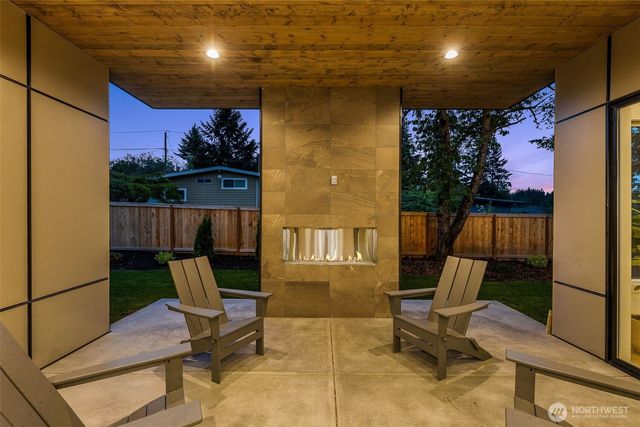 15625 SE 9th Street, Bellevue, WA 98008