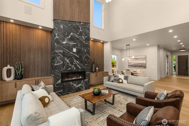 15625 SE 9th Street, Bellevue, WA 98008