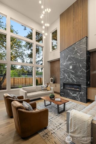 15625 SE 9th Street, Bellevue, WA 98008