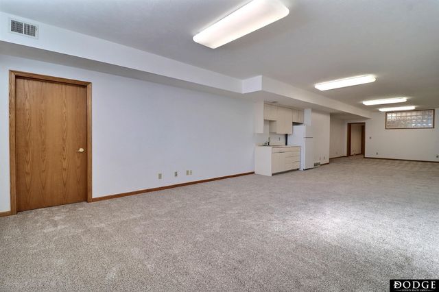 1350 N Bristolwood Drive, Fremont, NE 68025