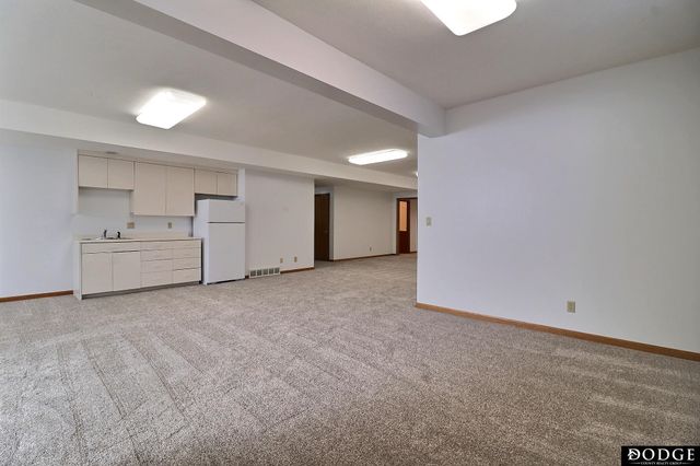 1350 N Bristolwood Drive, Fremont, NE 68025