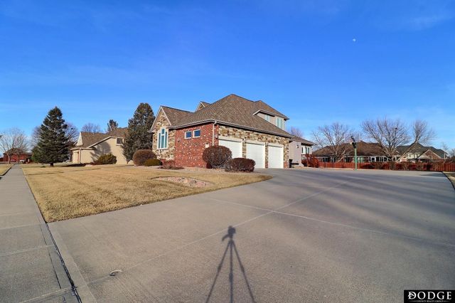 1350 N Bristolwood Drive, Fremont, NE 68025