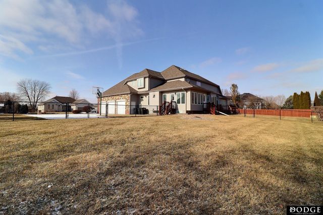 1350 N Bristolwood Drive, Fremont, NE 68025