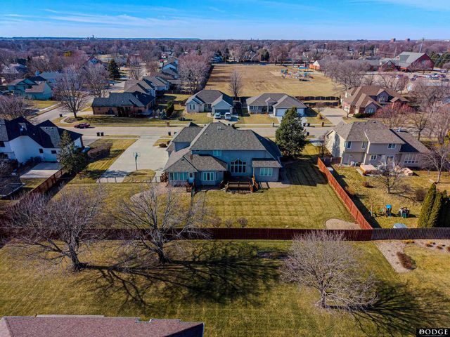 1350 N Bristolwood Drive, Fremont, NE 68025