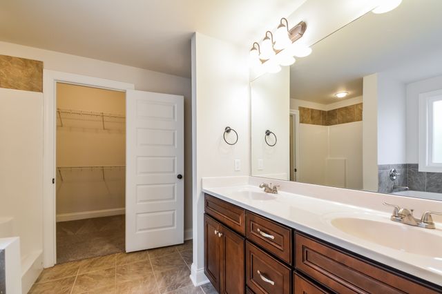 313 Drema Ct, Murfreesboro, TN 37127