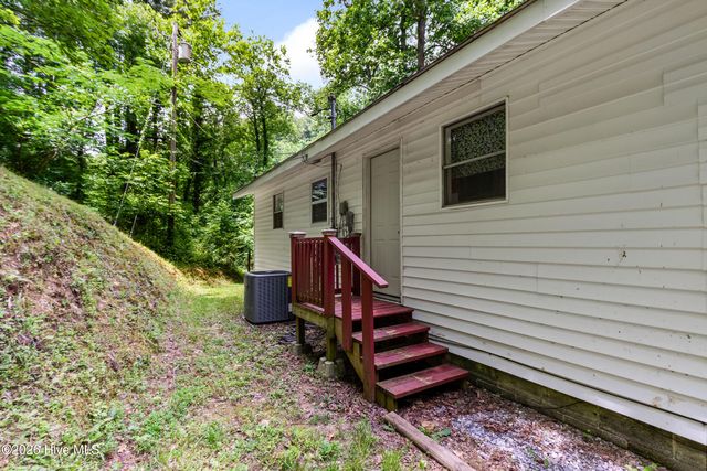 60 Fleming Street, Murphy, NC 28906