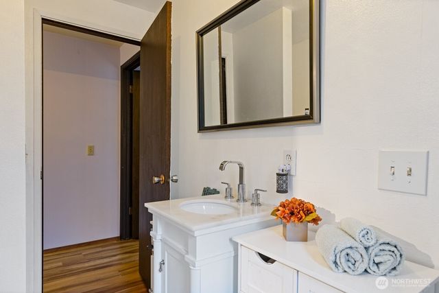 603 Shelter Bay Drive, La Conner, WA 98257