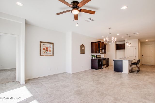 11835 W Charismatic Drive, Marana, AZ 85653