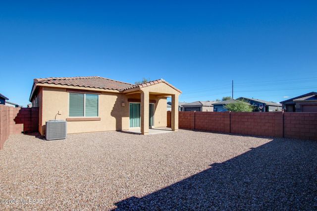11835 W Charismatic Drive, Marana, AZ 85653