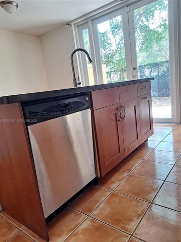 632 SW 107th Avenue 606, Pembroke Pines, FL 33025