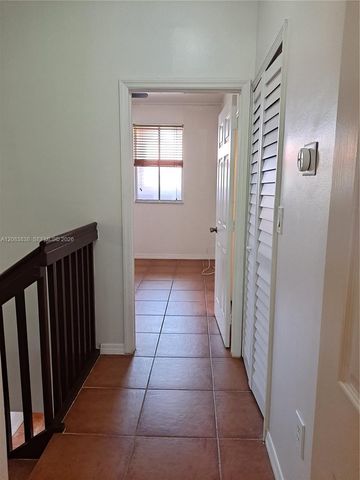 632 SW 107th Avenue 606, Pembroke Pines, FL 33025