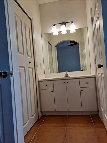 632 SW 107th Avenue 606, Pembroke Pines, FL 33025