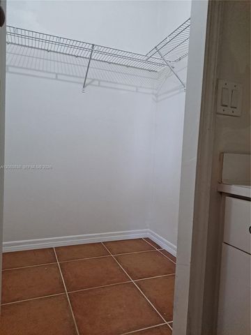 632 SW 107th Avenue 606, Pembroke Pines, FL 33025