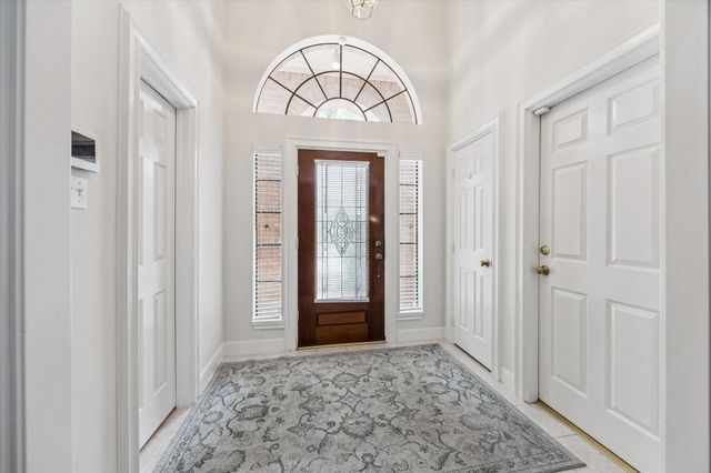 8030 Oakwood Hollow Street, Houston, TX 77040
