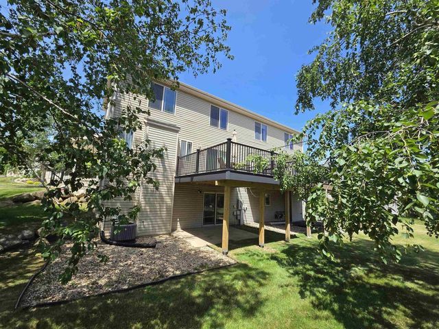 1120 Starlight Lane, Cottage Grove, WI 53527