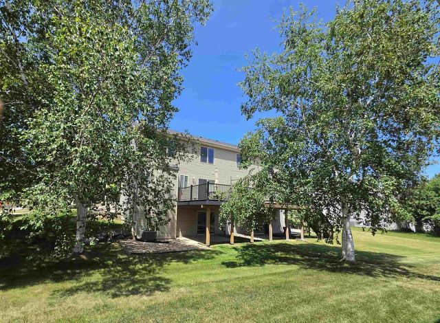 1120 Starlight Lane, Cottage Grove, WI 53527