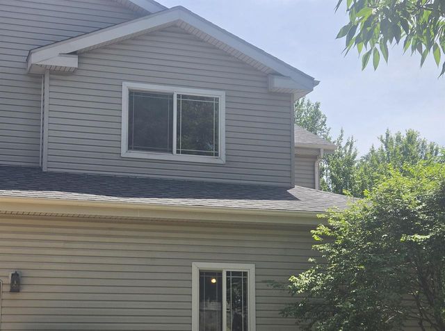 1120 Starlight Lane, Cottage Grove, WI 53527