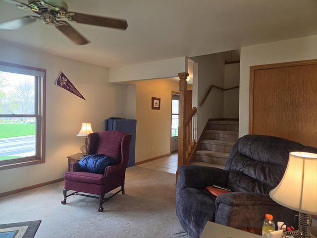 1120 Starlight Lane, Cottage Grove, WI 53527