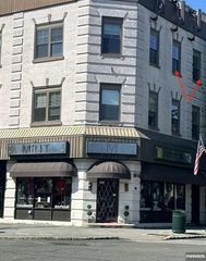 15 Railroad Avenue, Tenafly, NJ 07670