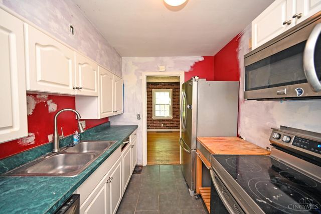 4304 Grove Avenue, Mariemont, OH 45227