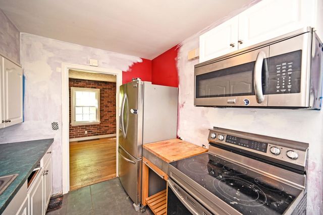 4304 Grove Avenue, Mariemont, OH 45227