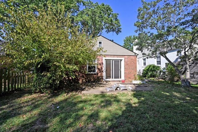 4304 Grove Avenue, Mariemont, OH 45227