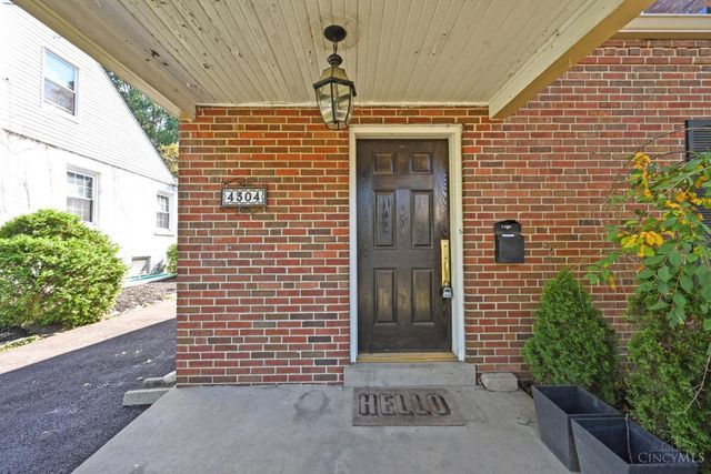 4304 Grove Avenue, Mariemont, OH 45227