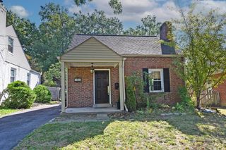 4304 Grove Avenue, Mariemont, OH 45227