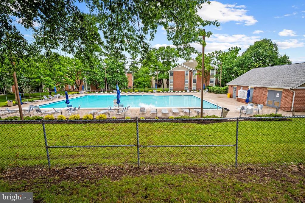 Image 31 of property listing at 6609 RAPID WATER WAY #103, Glen Burnie, MD 21060