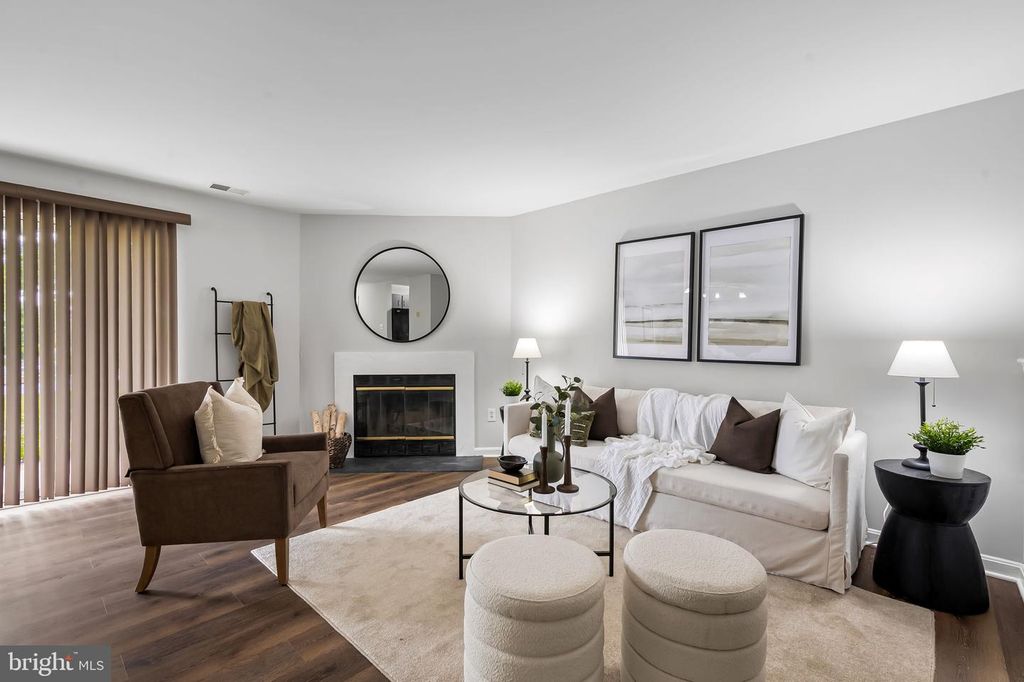 Image 7 of property listing at 6609 RAPID WATER WAY #103, Glen Burnie, MD 21060