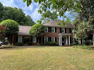 4533 Middlebury Court NE, Marietta, GA 30068