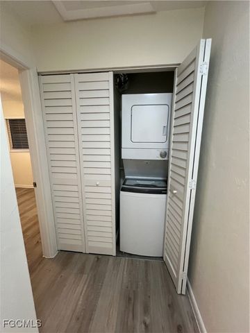 43 Tangelo CT, Lehigh Acres, FL 33936