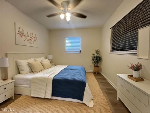 43 Tangelo CT, Lehigh Acres, FL 33936