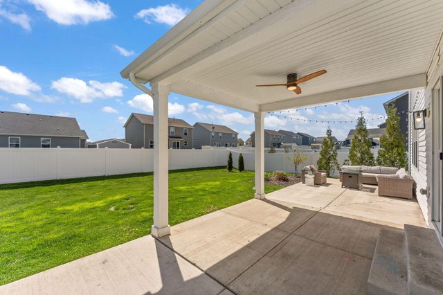 9927 Tradewind Place, Cedar Lake, IN 46303