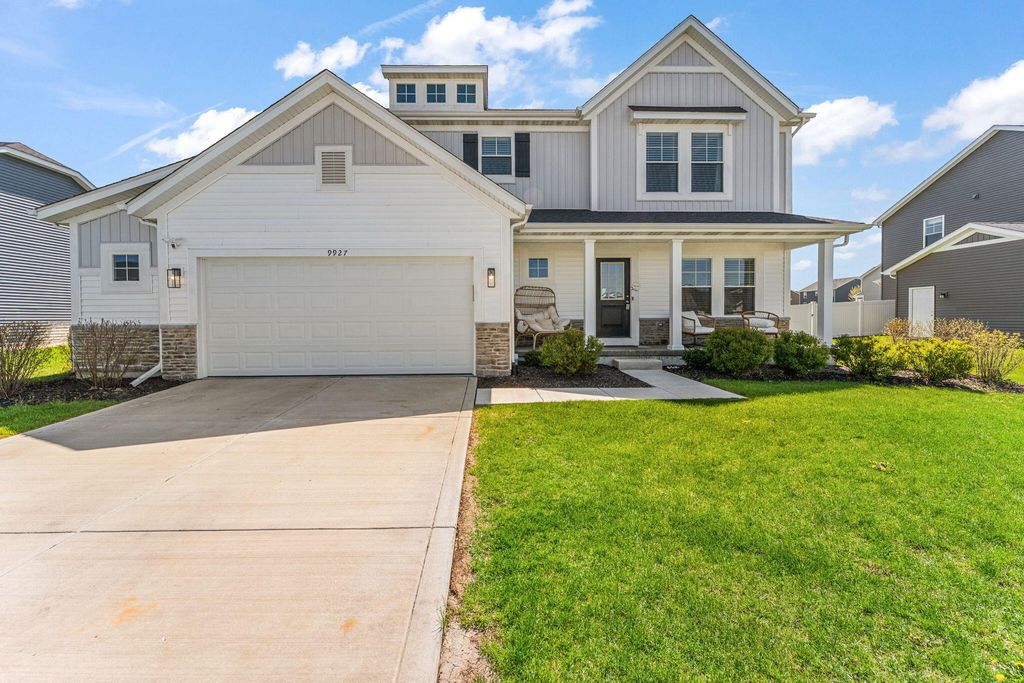 9927 Tradewind Place, Cedar Lake, IN 46303