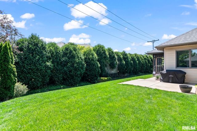 2408 Wimbledon Place, Springfield, IL 62704