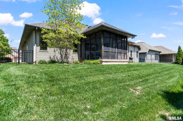 2408 Wimbledon Place, Springfield, IL 62704