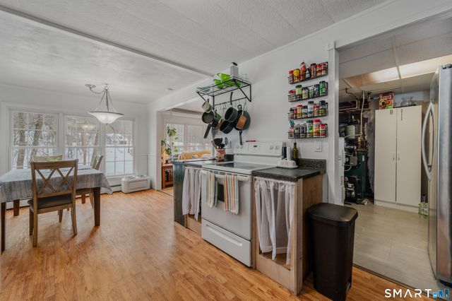 98 Campbell Avenue, Vernon, CT 06066