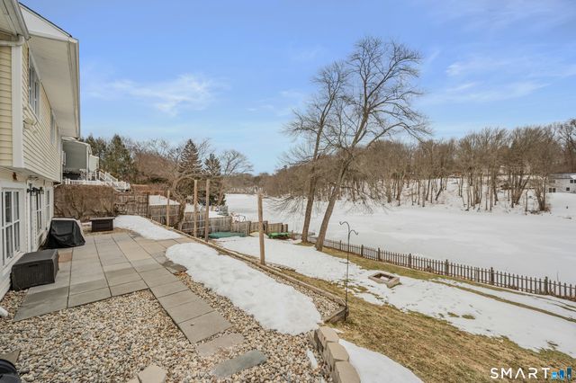 98 Campbell Avenue, Vernon, CT 06066