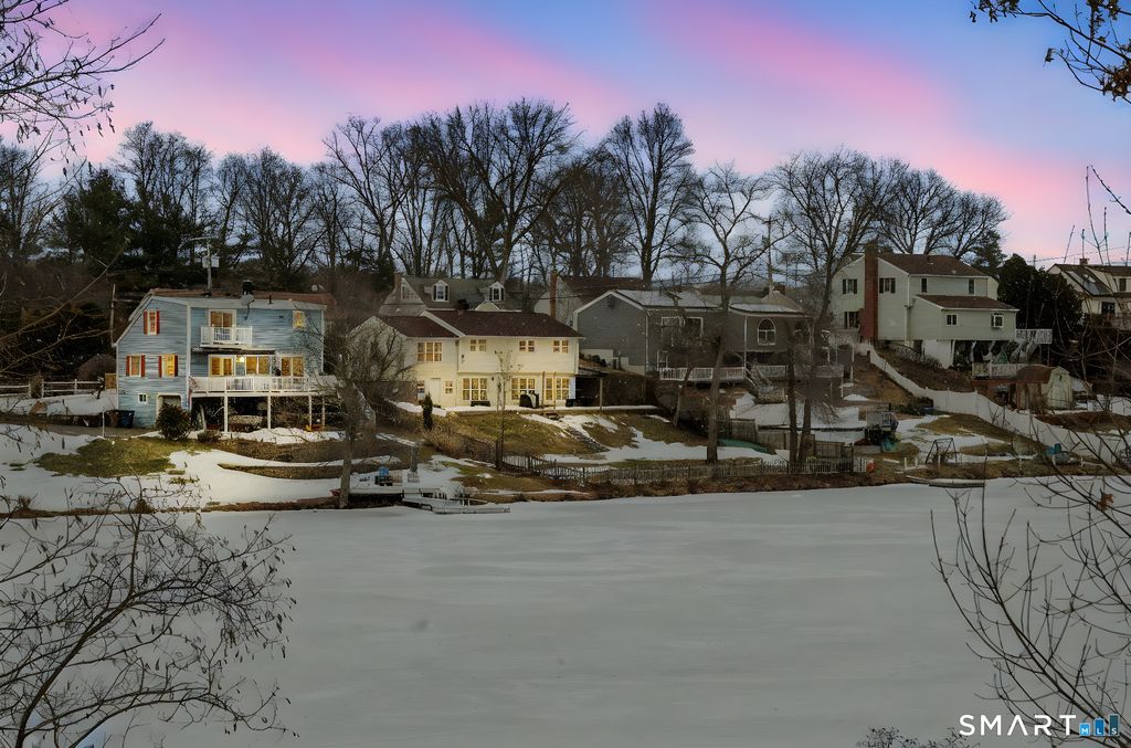 98 Campbell Avenue, Vernon, CT 06066