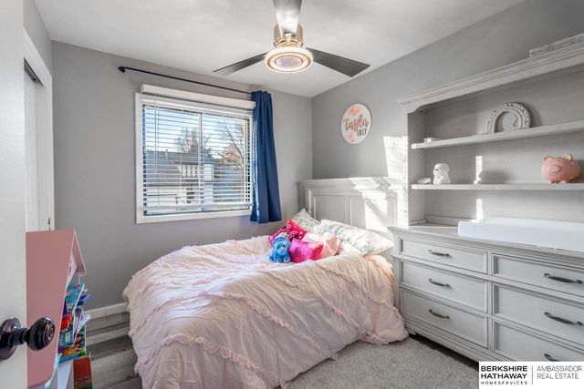 7335 N 80th Street, Omaha, NE 68122