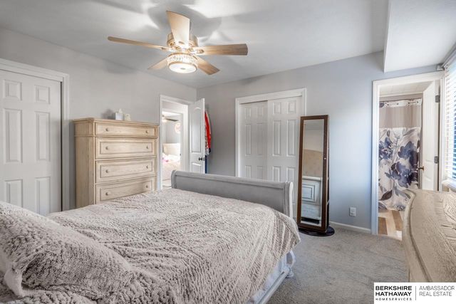 7335 N 80th Street, Omaha, NE 68122